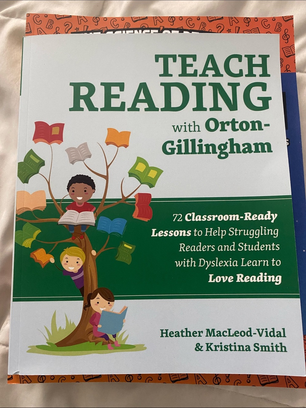 Reading bundle - Picture 5 of 7